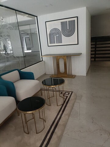 Building Lobby in 3 BHK Builder Floor at Smart World Orchard, Sector 61 – for Sale