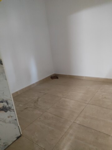 Furnished Amenities in 3 BHK Apartment at Gaur City 2 - 14th Avenue, Sector 16c Greater Noida – for Rent