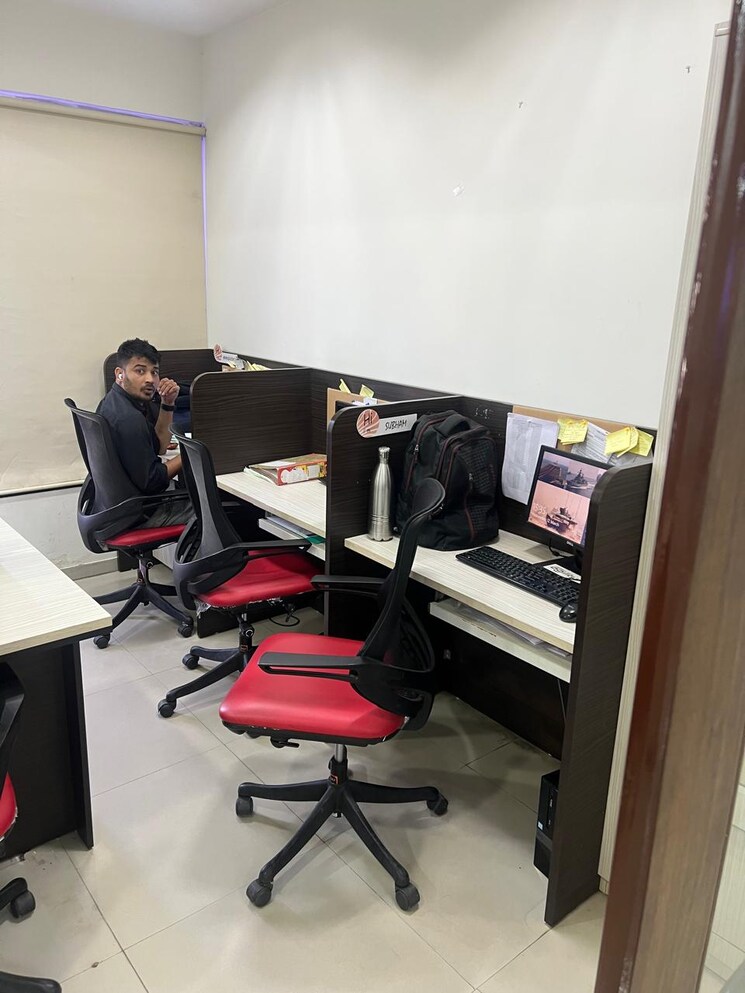 Team Area, venus-atlantis Commercial Office Space 2856 Sq.Ft. In Prahlad Nagar Ahmedabad 8855738