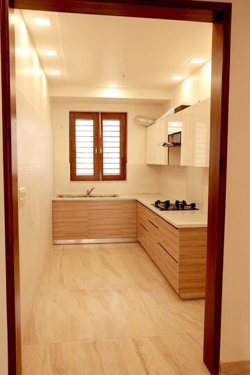 Kitchen in 1 BHK Builder Floor at Sector 28 – for Sale
