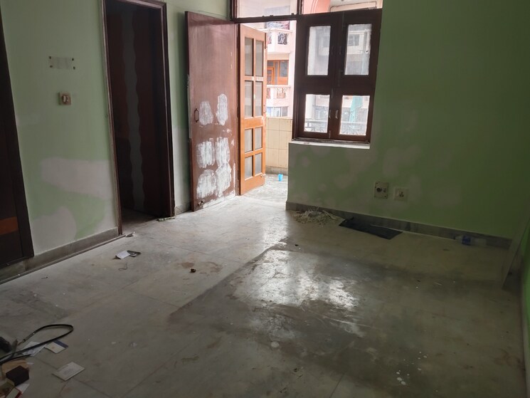 Room, sector 21c 3 Bedroom 1650 Sq.Ft. Apartment In Sector 21c Faridabad 8855771