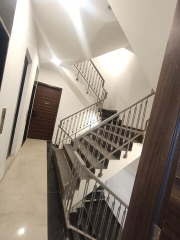 Staircase in 3 BHK Builder Floor at Smart World Orchard, Sector 61 – for Sale