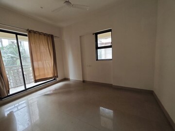 Room in 4 BHK Apartment at Chaitra Heritage, Chembur – for Sale