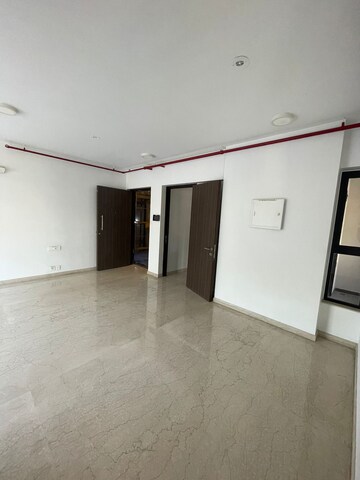 Room in 3 BHK Apartment at Kalpataru Woods Ville, Powai – for Sale