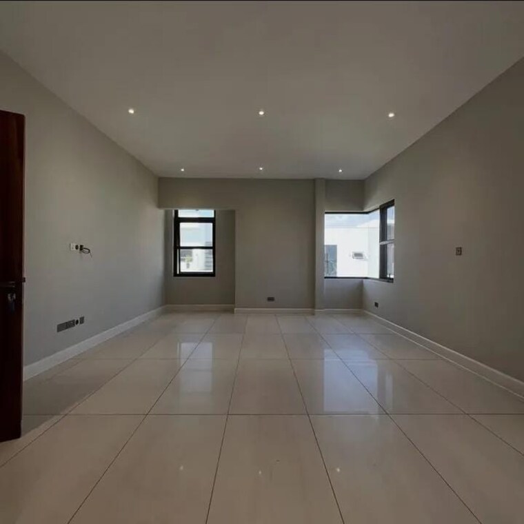 undefined, sector 33 3.5 Bedroom 3195 Sq.Ft. Builder Floor In Sector 33 Faridabad 8855784