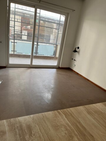 4 BHK Builder Floor For Rent in South City 1