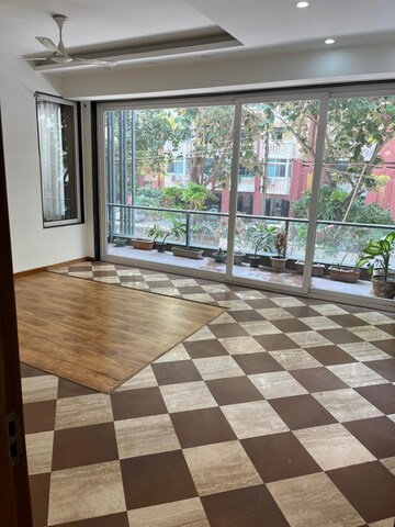 Balcony in 4 BHK Builder Floor at South City 1 – for Rent
