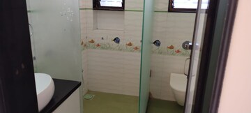Bathroom in 1 BHK Apartment at Mahim West – for Rent