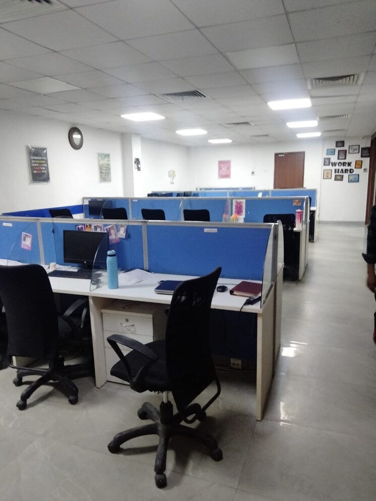 Team Area, sector 2 Commercial Office Space 3000 Sq.Ft. In Sector 2 Noida 8855816