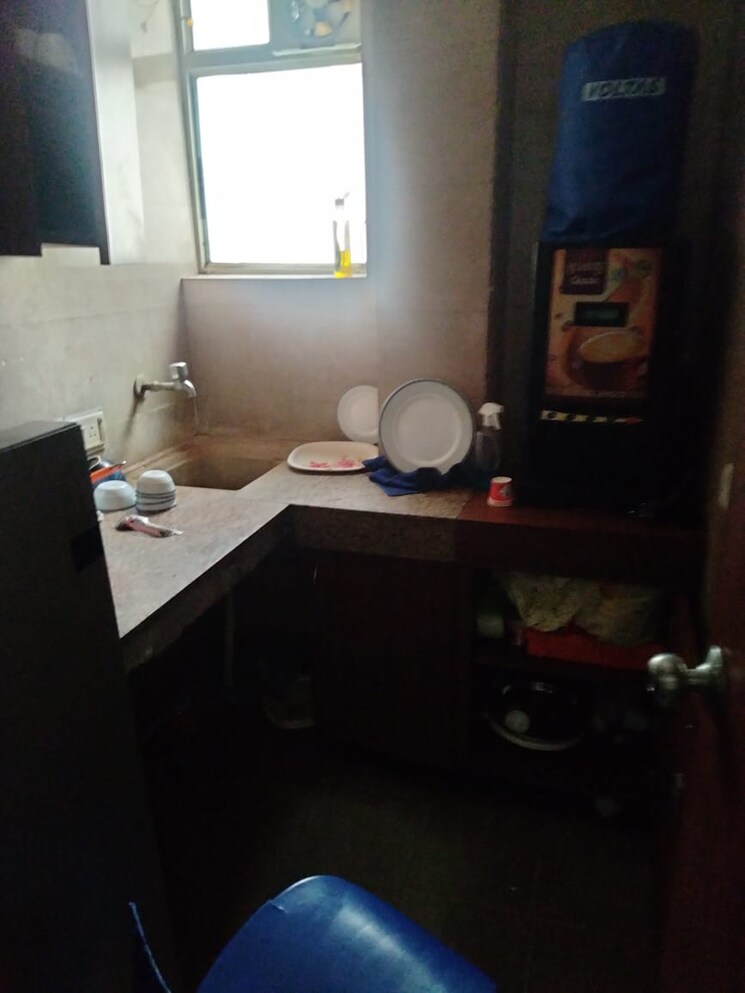 Living Room, sector 2 Commercial Office Space 3000 Sq.Ft. In Sector 2 Noida 8855816