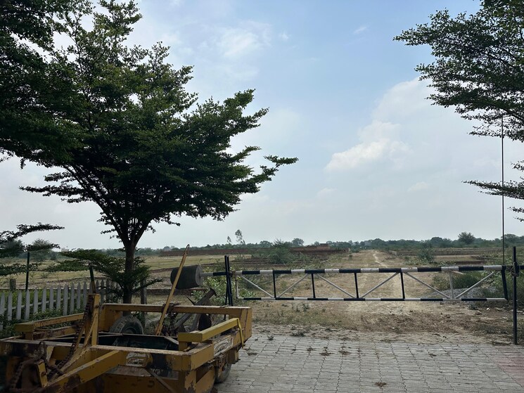 undefined, gomti-estate-phase-iii  1260 Sq.Ft. Plot In Gomti Nagar Lucknow 8855812