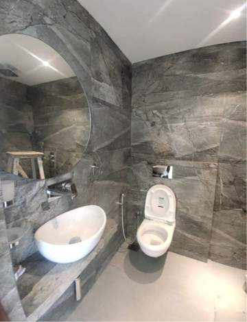 Bathroom in 3 BHK Apartment at Poseidon Apartment, Yari Road – for Rent