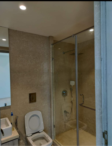 Bathroom in 3 BHK Apartment at Poseidon Apartment, Yari Road – for Rent