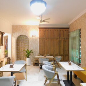 Living Room in 6 BHK Villa at Sri Rama Apartments Banjara Hills, Banjara Hills – for Sale