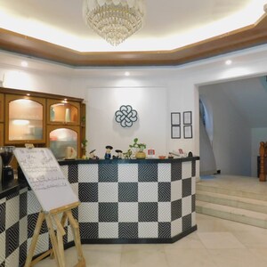 Living Room in 6 BHK Villa at Sri Rama Apartments Banjara Hills, Banjara Hills – for Sale