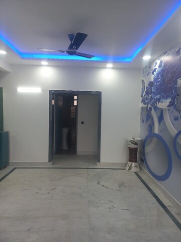 Building Lobby in 2 BHK Builder Floor at Uppal Southend, Sector 49 – for Sale