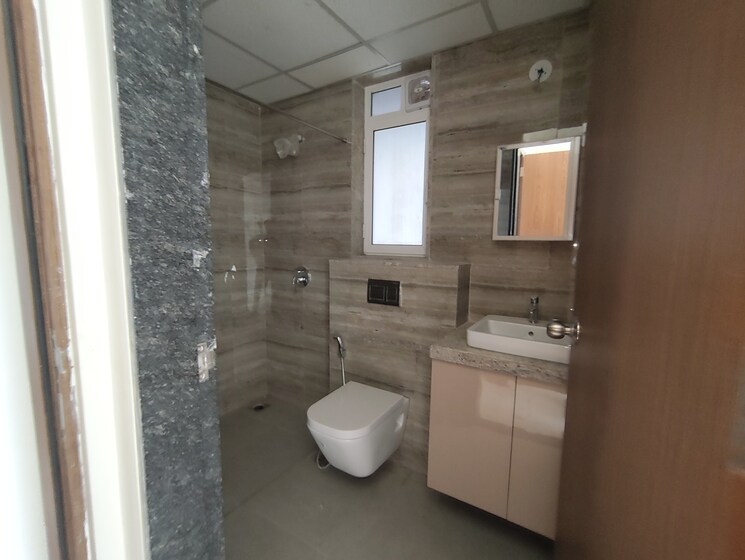 Bathroom, runwal-nirvana 3 Bedroom 1006 Sq.Ft. Apartment In Parel Mumbai 8856029
