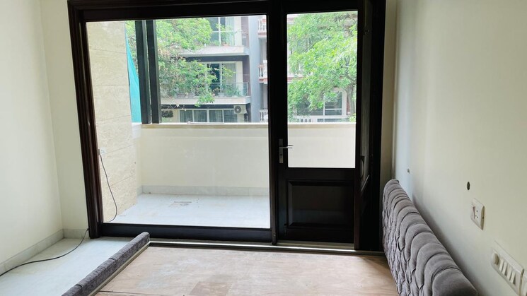 Room, sector 46 3 Bedroom 287 Sq.Yd. Builder Floor In Sector 46 Gurgaon 8855995