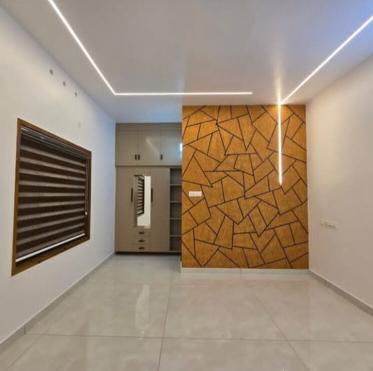 Room, sector 33 3 Bedroom 2700 Sq.Ft. Builder Floor In Sector 33 Faridabad 8856221