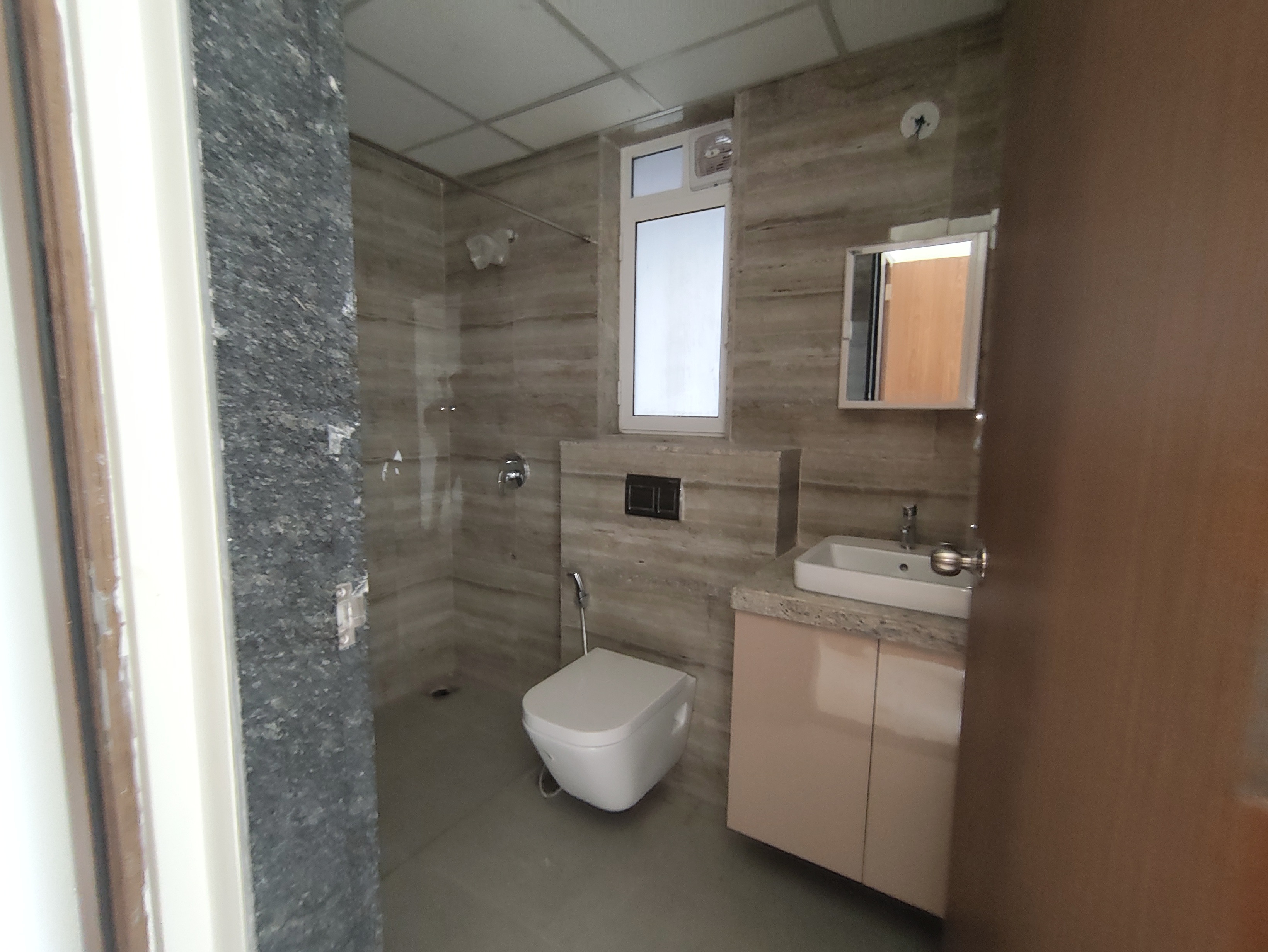 2 BHK + Pooja Room Apartment For Rent in Runwal Nirvana