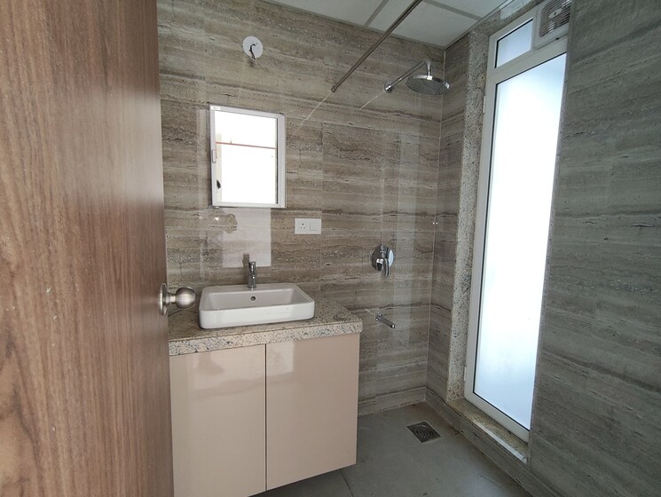 Bathroom, runwal-nirvana 2 Bedroom 758 Sq.Ft. Apartment In Parel Mumbai 8856231