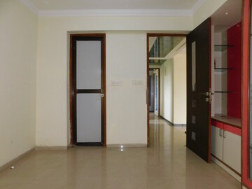 Room in 3 BHK Apartment at Chembur – for Rent