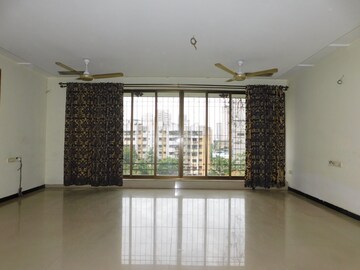 Bedroom in 3 BHK Apartment at Chembur – for Rent