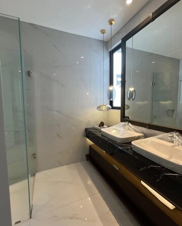 Kitchen in 2.5 BHK Builder Floor at Sector 29 – for Rent