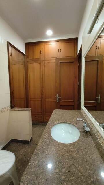 Bathroom in 3 BHK Apartment at Florence Nightingale Lane, Green Park – for Rent