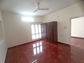 Room in 3 BHK Independent House at Wellington park, Richmond Town – for Rent
