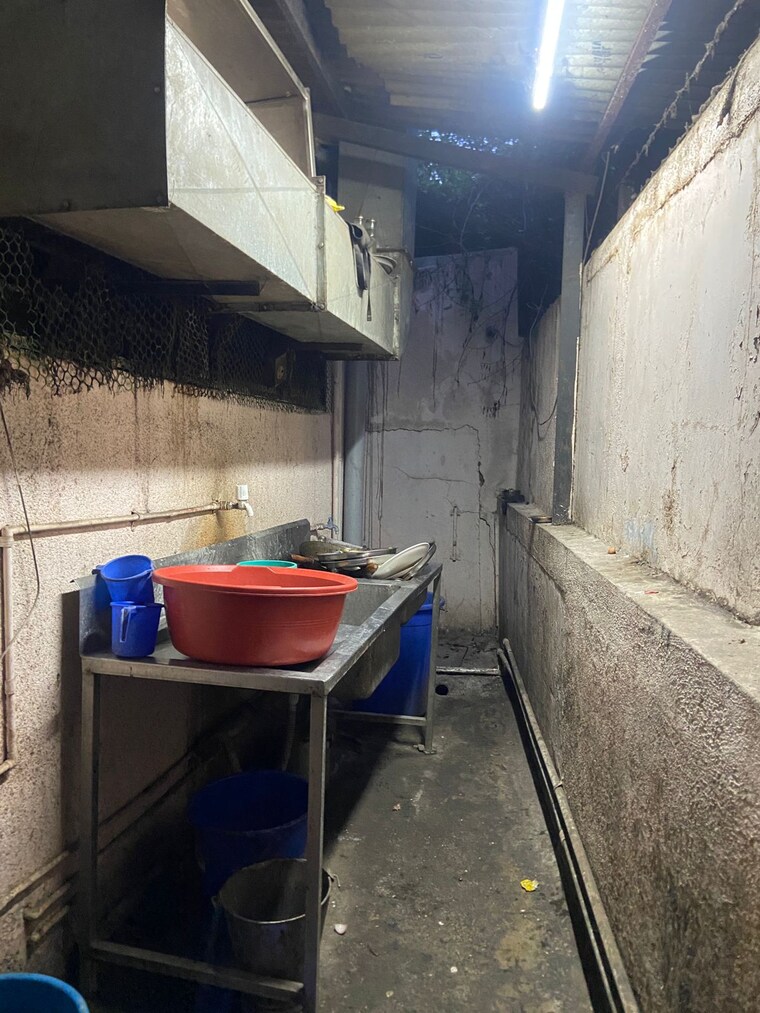 Team Area, khadki Commercial Showroom 800 Sq.Ft. In Khadki Pune 8856622