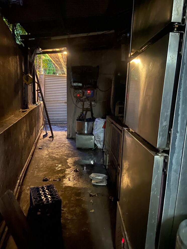 Team Area, khadki Commercial Showroom 800 Sq.Ft. In Khadki Pune 8856622