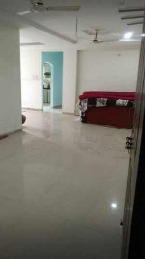 Room in 3 BHK Apartment at Bengali Square – for Sale