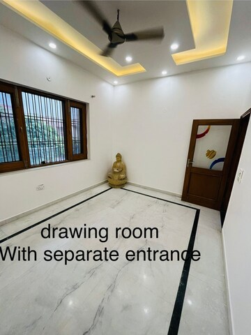 Bedroom in 3 BHK Builder Floor at Sector 9 – for Rent