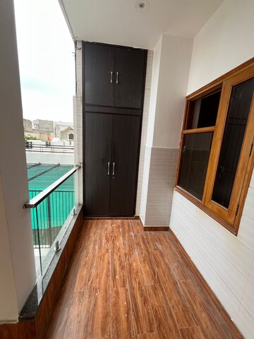 Balcony in 3 BHK Builder Floor at Sector 9 – for Rent