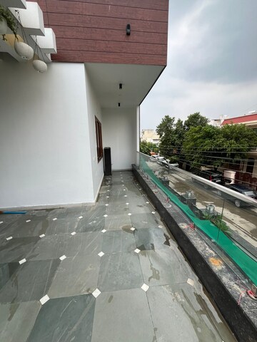 3 BHK Builder Floor – Exterior View View at Sector 9 - for Rent