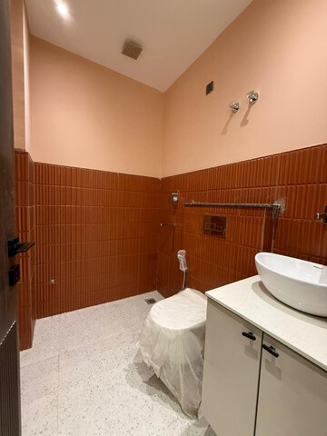 Bedroom in 4 BHK Builder Floor at Ansal API Esencia, Sector 67 – for Sale