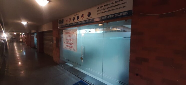 undefined, iscon-emporio Commercial Office Space 940 Sq.Ft. In Jodhpur Ahmedabad 8856877