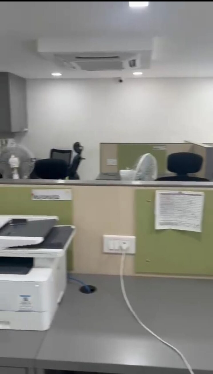 Team Area, shivalik-shilp Commercial Office Space 1830 Sq.Ft. In Sanidhya Ahmedabad 8856906