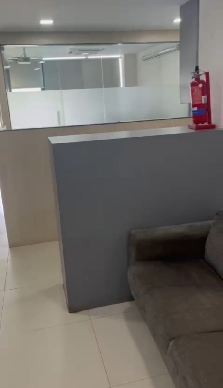 undefined, shivalik-shilp Commercial Office Space 1830 Sq.Ft. In Sanidhya Ahmedabad 8856906