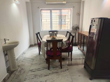 Parking in 2 BHK Builder Floor at Lake Market – for Sale
