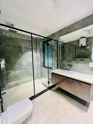 Kitchen in 4 BHK Builder Floor at Vipul World Plots, Sector 48 – for Sale