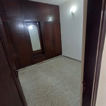 Room in 2 BHK Builder Floor at Lajpat Nagar I – for Rent