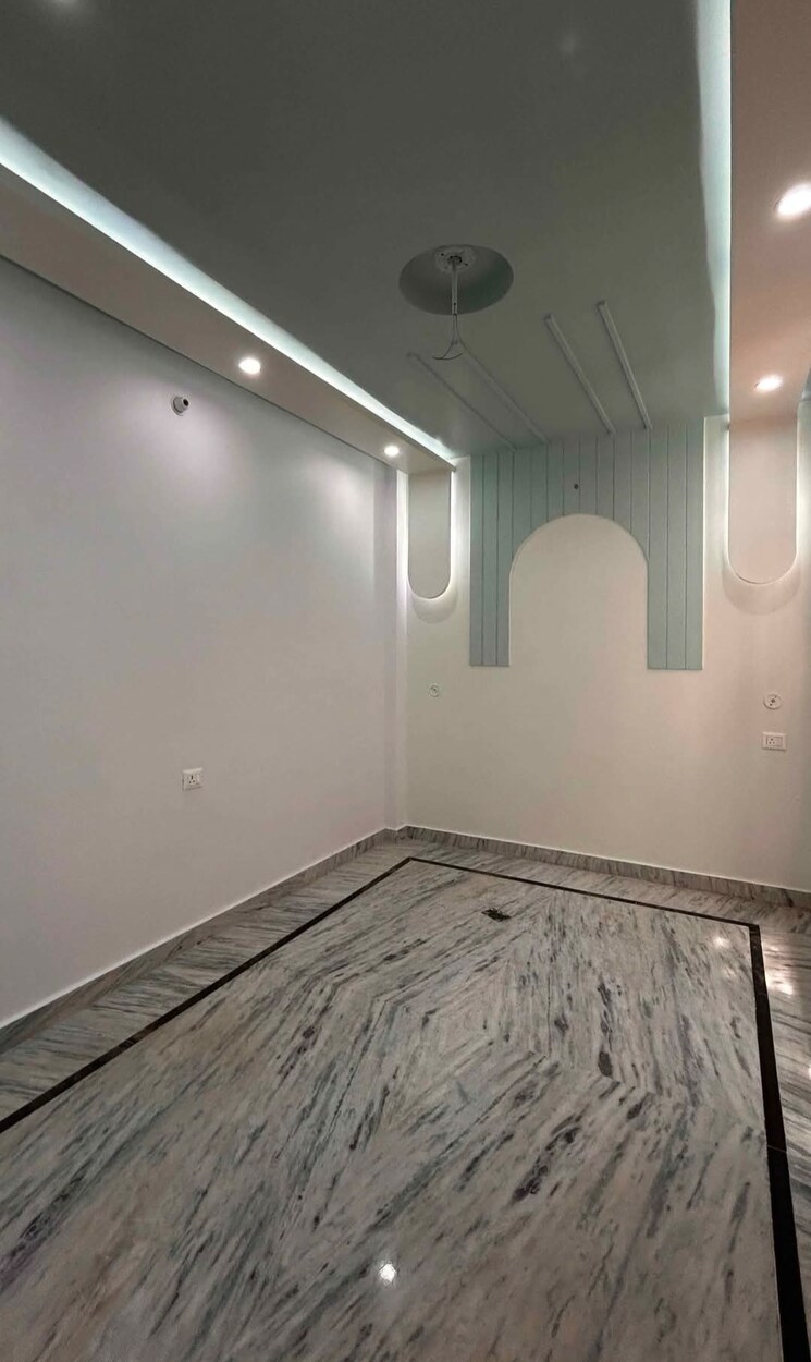 Room, bailey road 3 Bedroom 1500 Sq.Ft. Apartment In Bailey Road Patna 8857103