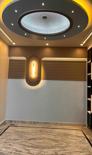 Room in 3 BHK Apartment at Bailey Road – for Rent