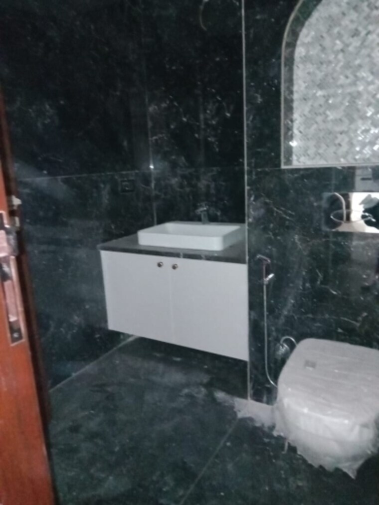 Kitchen, new friends colony 4 Bedroom 500 Sq.Yd. Builder Floor In New Friends Colony Delhi 8857284