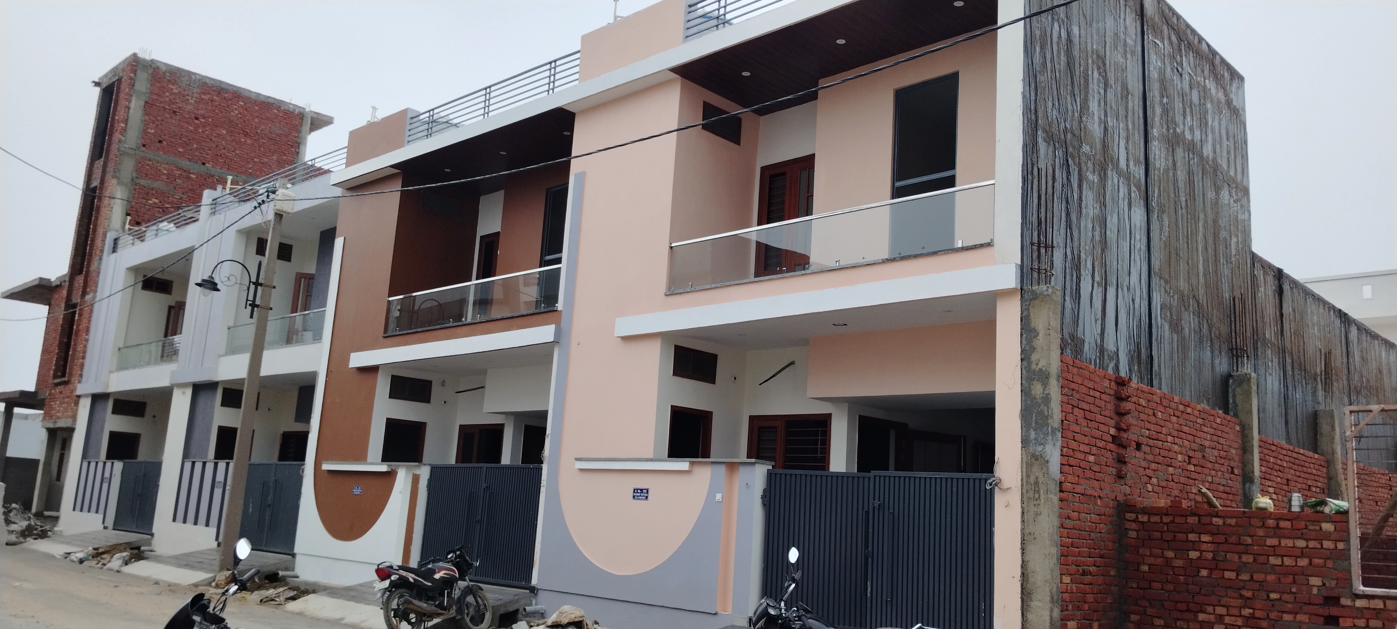 3 BHK + Servant Room Independent House For Sale in Gangasagar 
