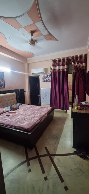 Bedroom in 3 BHK Builder Floor at Tirupati Complex Vaishali, Vaishali Sector 3 – for Sale