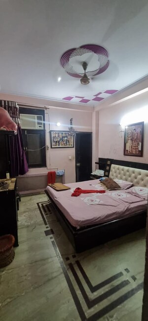 Bedroom in 3 BHK Builder Floor at Tirupati Complex Vaishali, Vaishali Sector 3 – for Sale