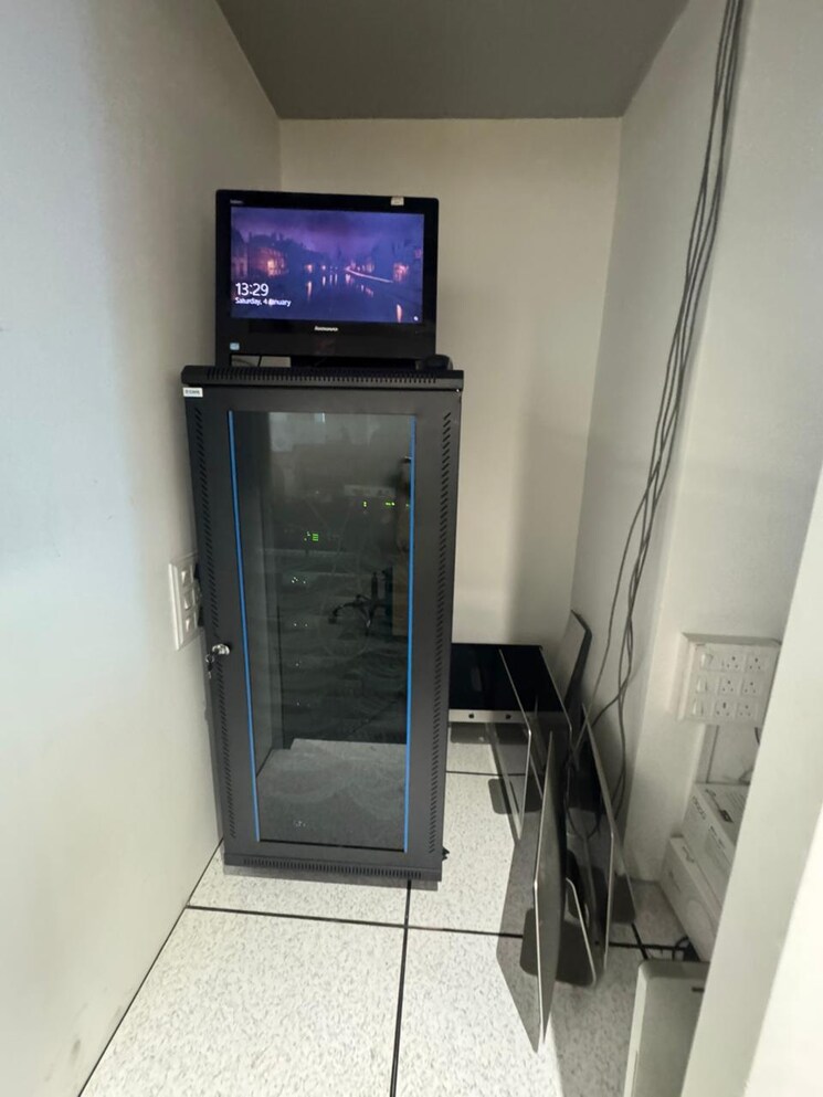 undefined, pinnacle-business-park Commercial Office Space 4700 Sq.Ft. In Andheri East Mumbai 8857291